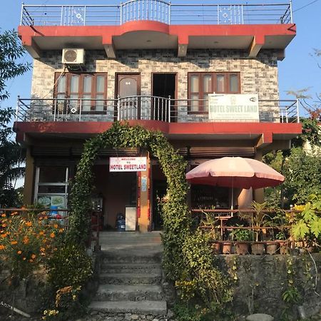 Hotel Sweetland Sauraha Eksteriør bilde