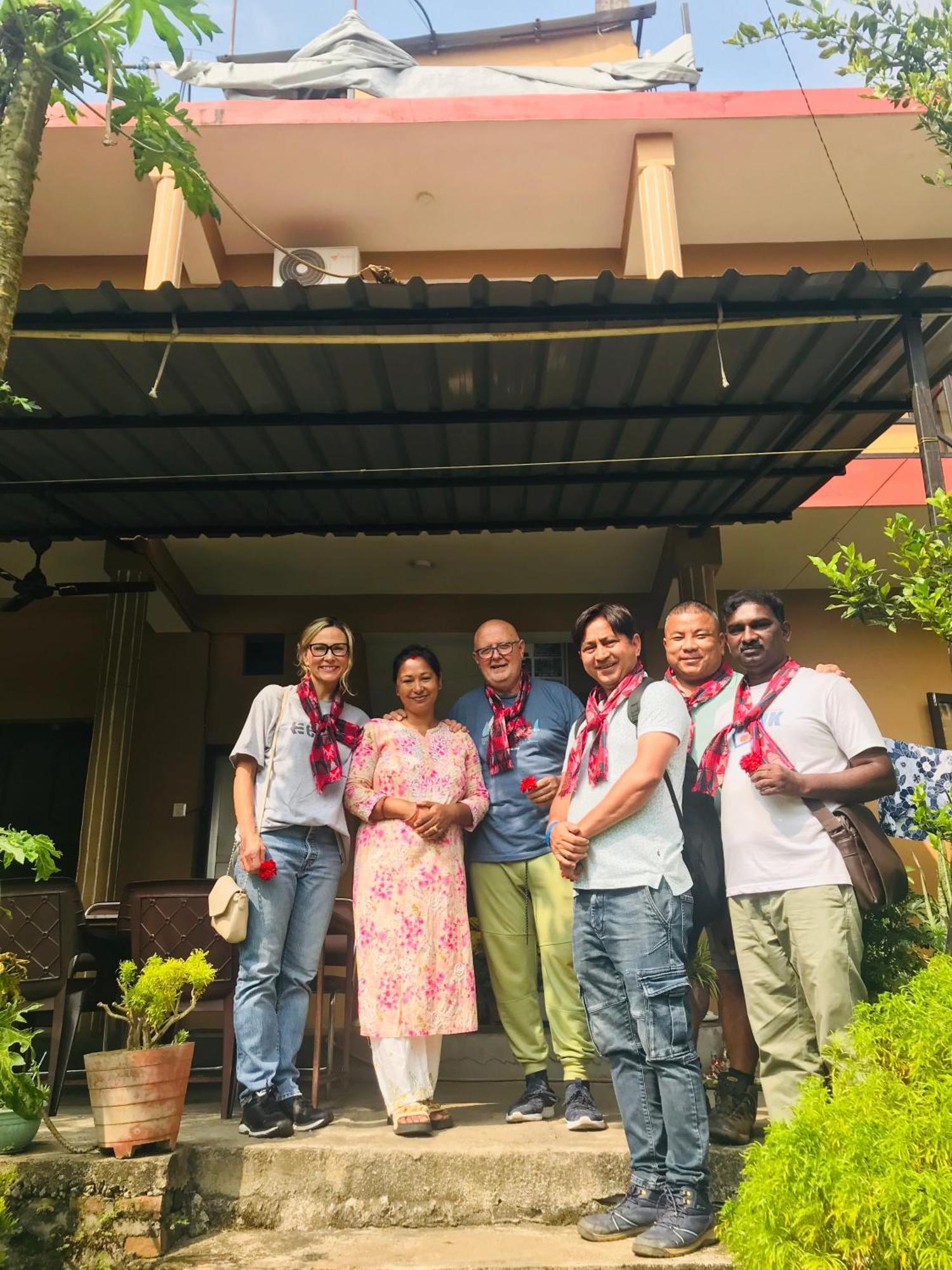 Hotel Sweetland Sauraha Eksteriør bilde